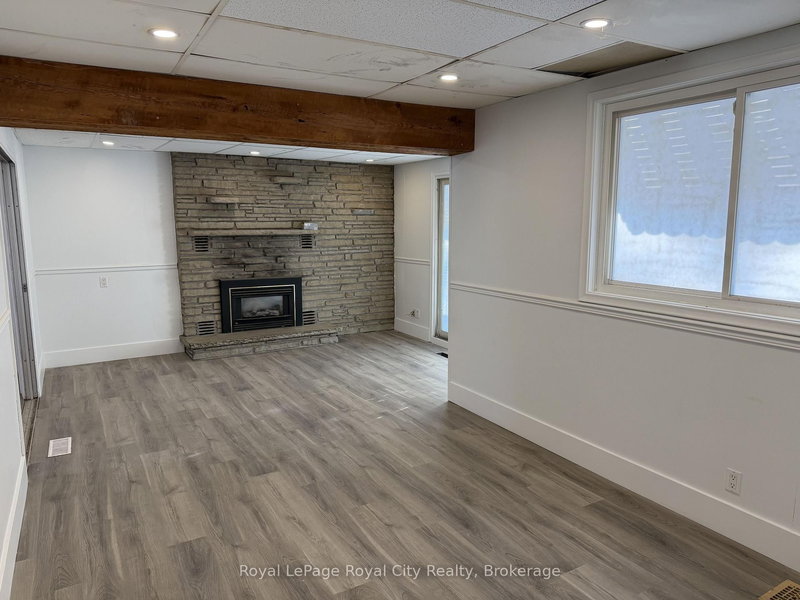 1475 Gordon St, Guelph, N1L 1C9 | Image 2