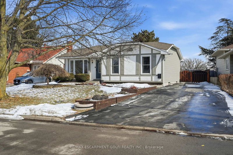 6 WILLCHER Dr, St. Catharines, L2M 7C8 | Image 2