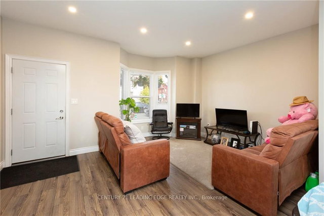 A - 382 Cannon Street E