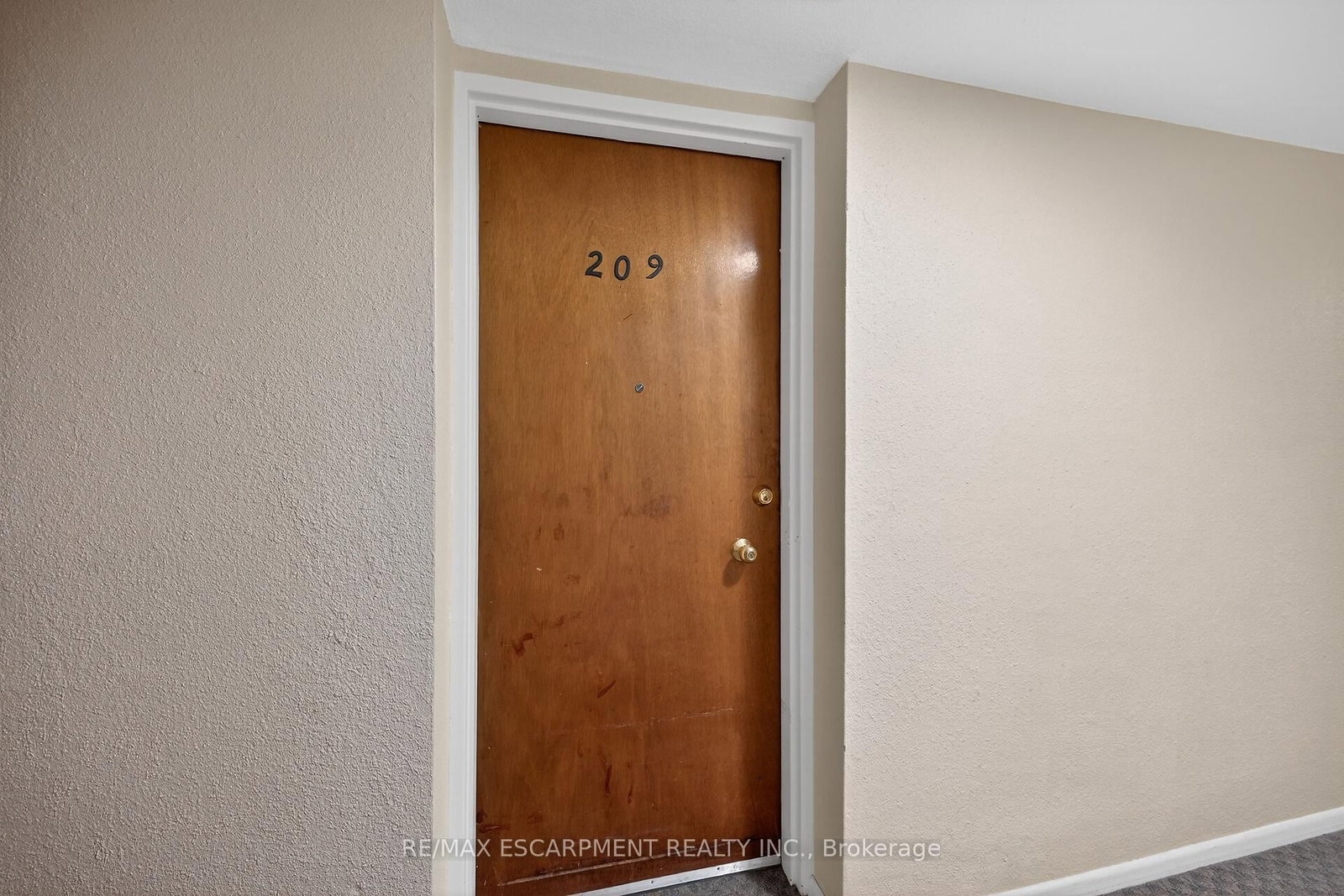 40 Robinson Street, Unit 209 - Photo 20