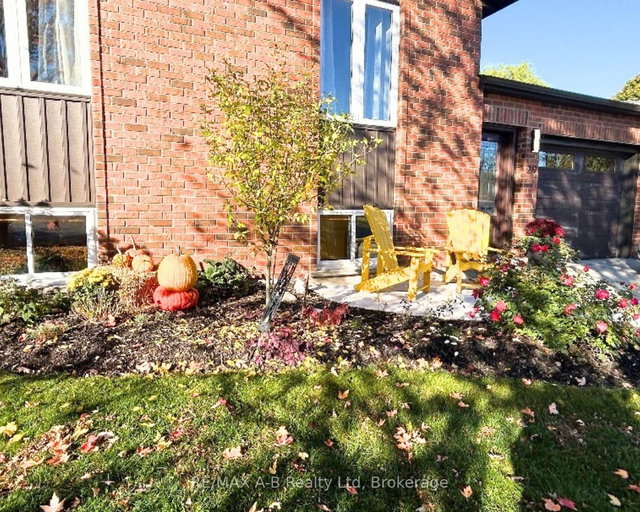 29 Dunsford Crescent