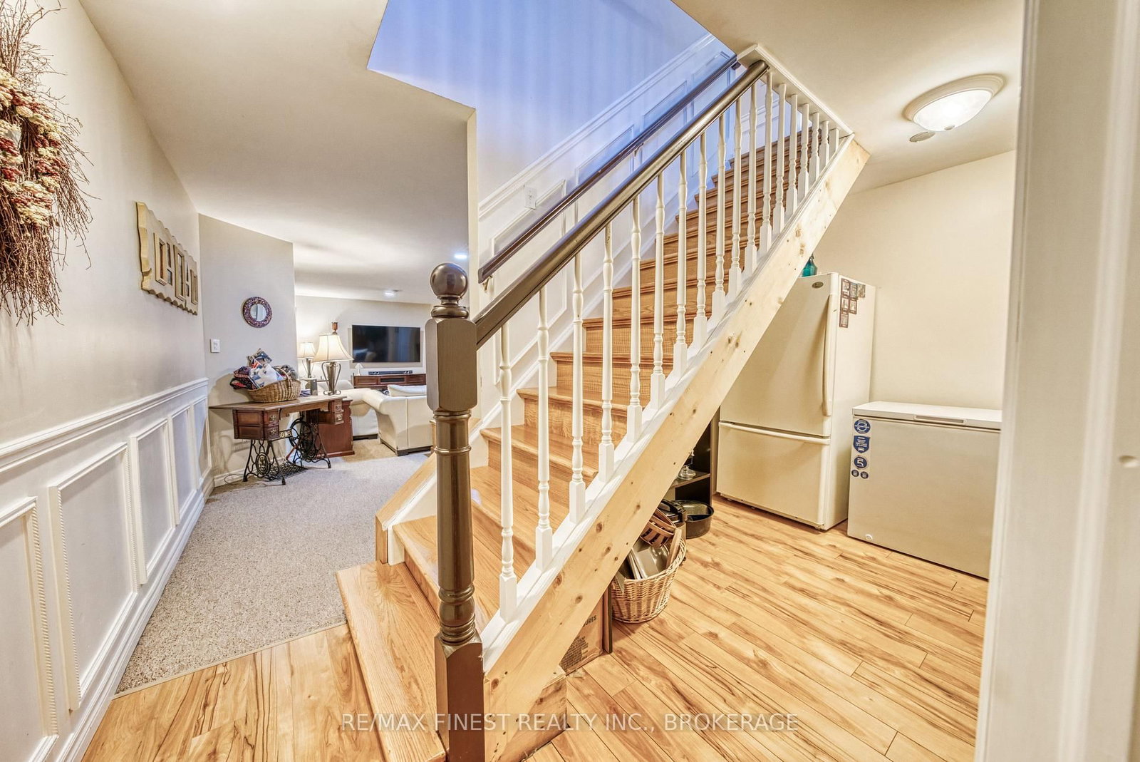 Listing Image 23