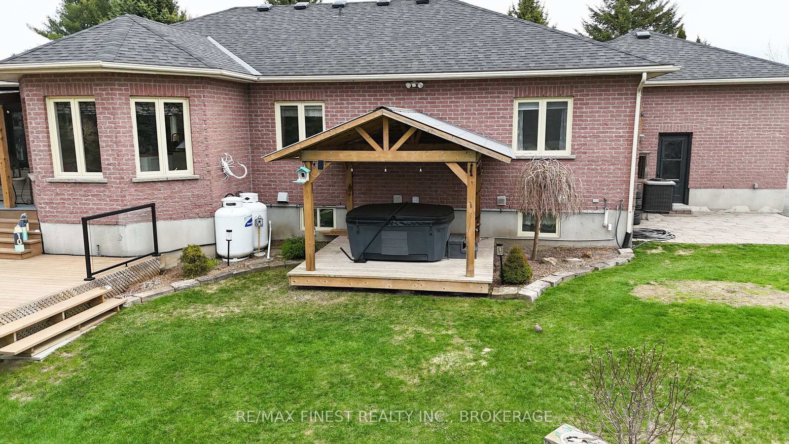 Listing Image 46