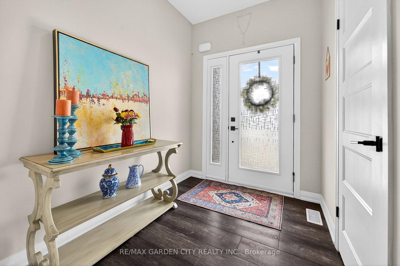 32 Jayla Lane, West Lincoln, L0R 2A0 | Image 2