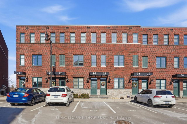 26 - 290 Barton Street W