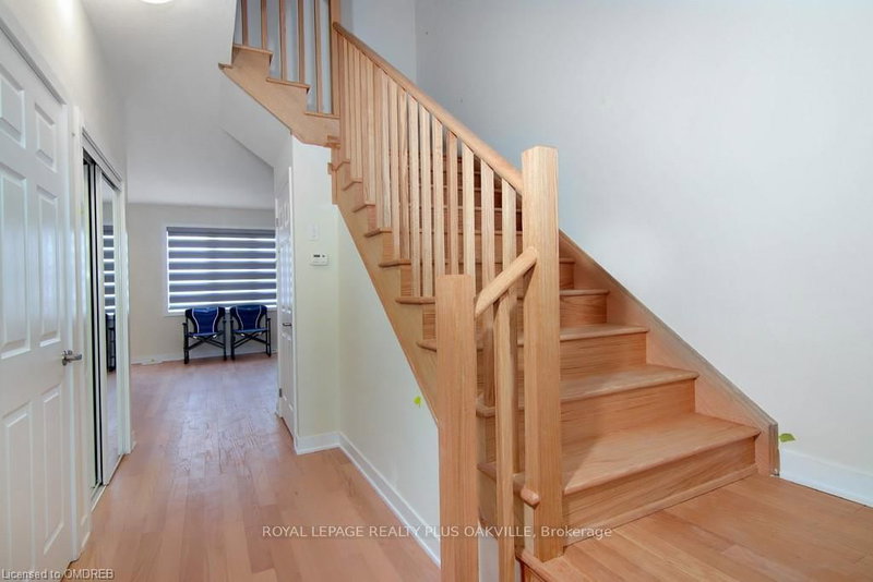 21 Keelson St, Welland, L3B 0M2 | Image 3