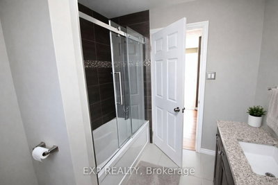 1059 Flynn Avenue — photo 5