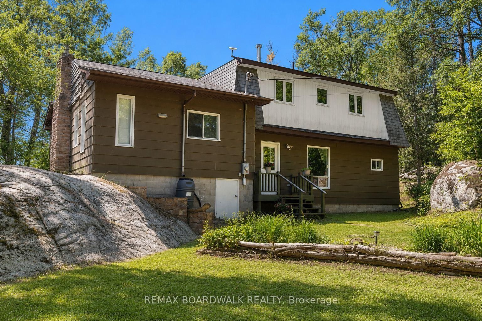 202 Folly Road • Rideau Lakes, ON photo 3