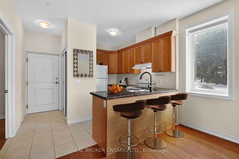 102 - 95 Wilson St W, Hamilton, L8L 5C4 | Image 2