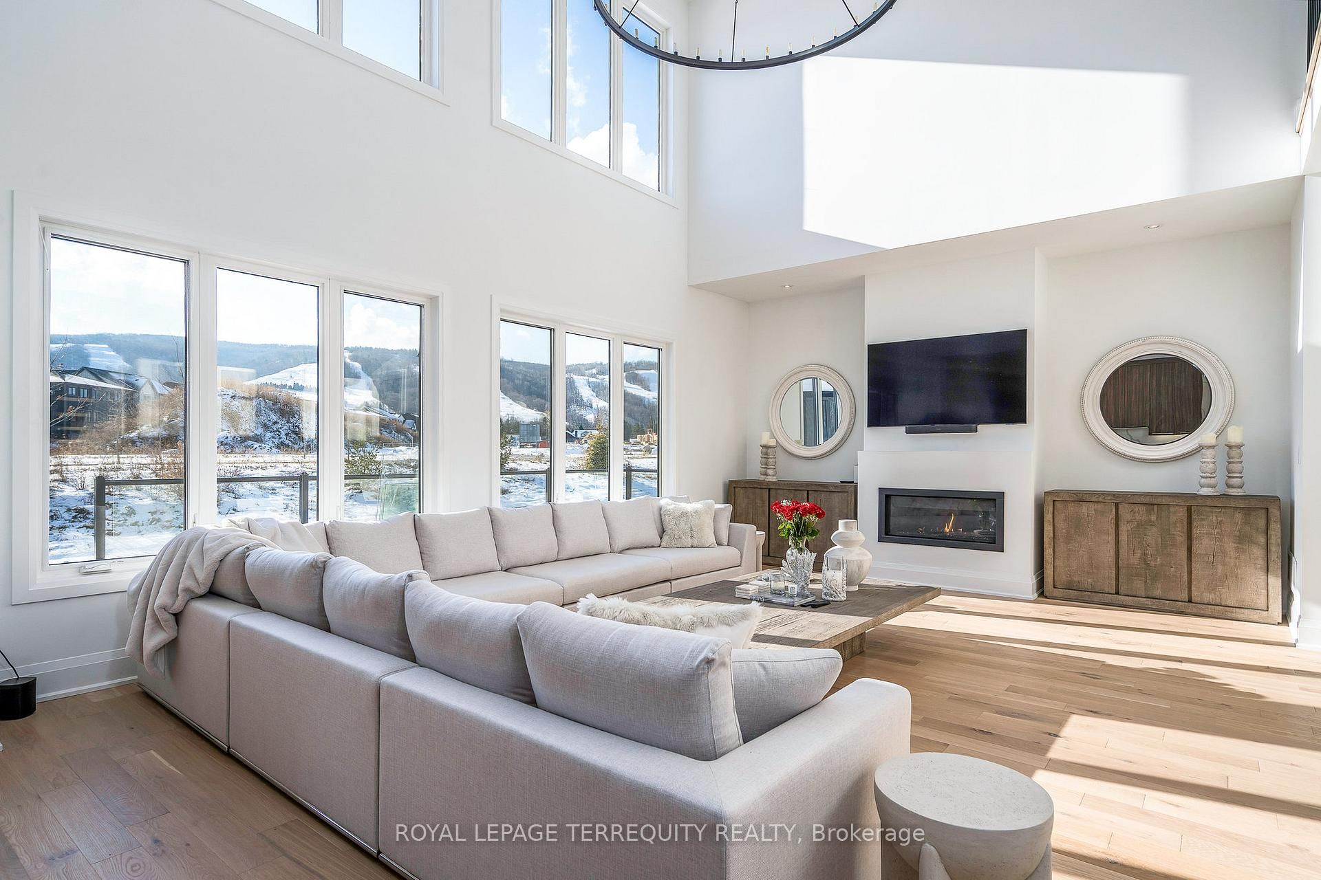 109 Stillwater Crescent