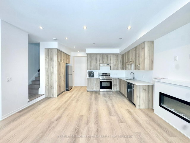 39 Kingbird Common