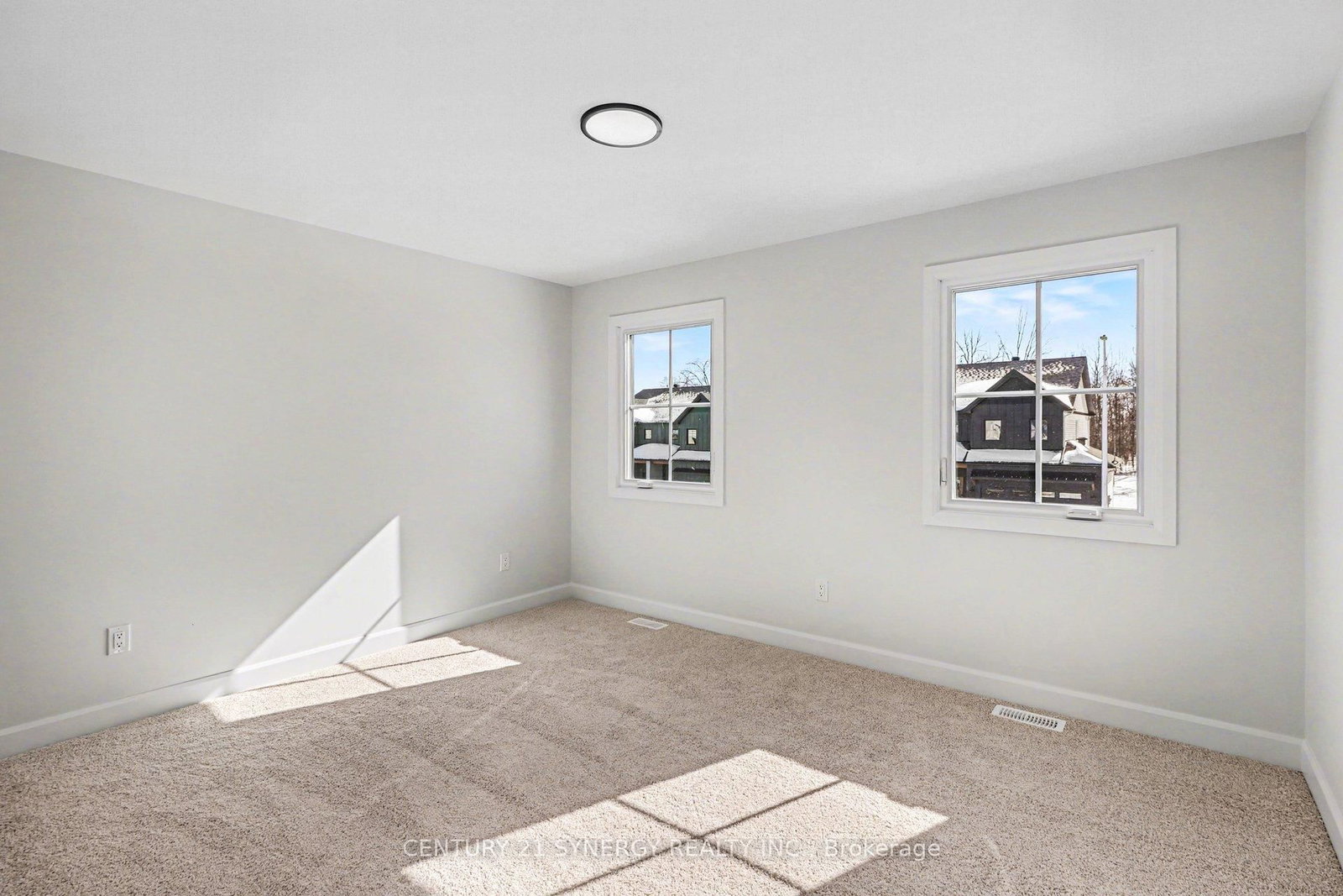73 VILLENEUVE Street • North Stormont, ON photo 26