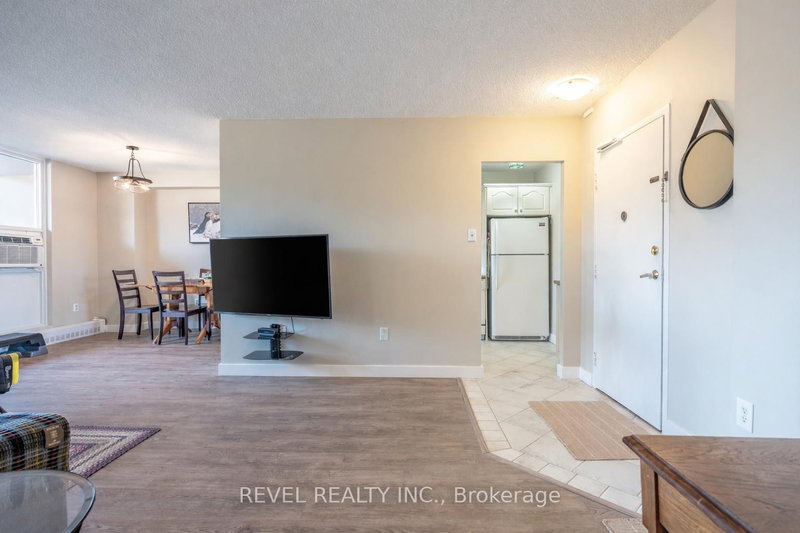 909 - 1968 Main St W, Hamilton, L8S 1J7 | Image 3