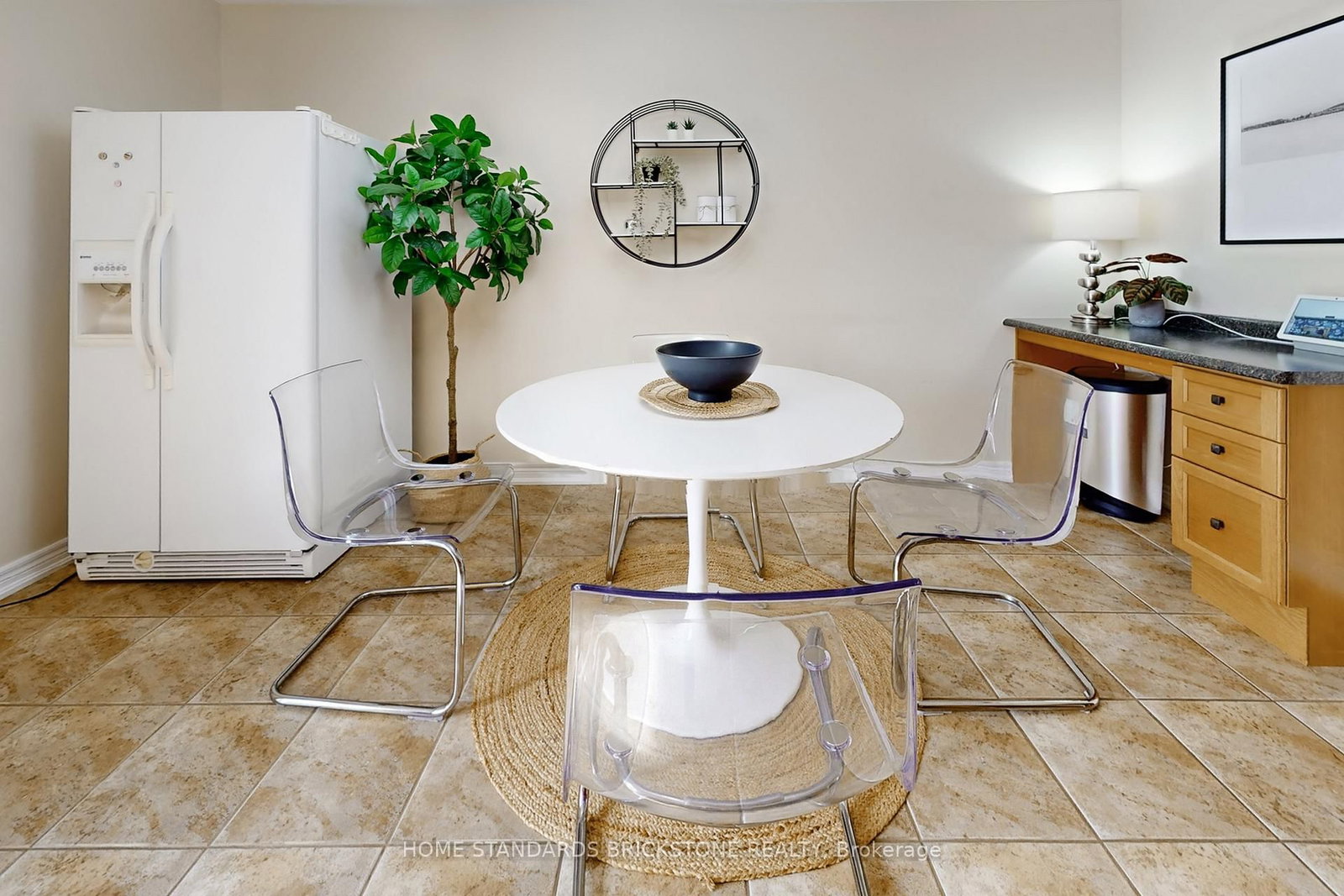 Detached House for sale at 412 Autumn Crescent, Welland, Ontario, L3C 7J9 - West Welland - MLS: X12842738