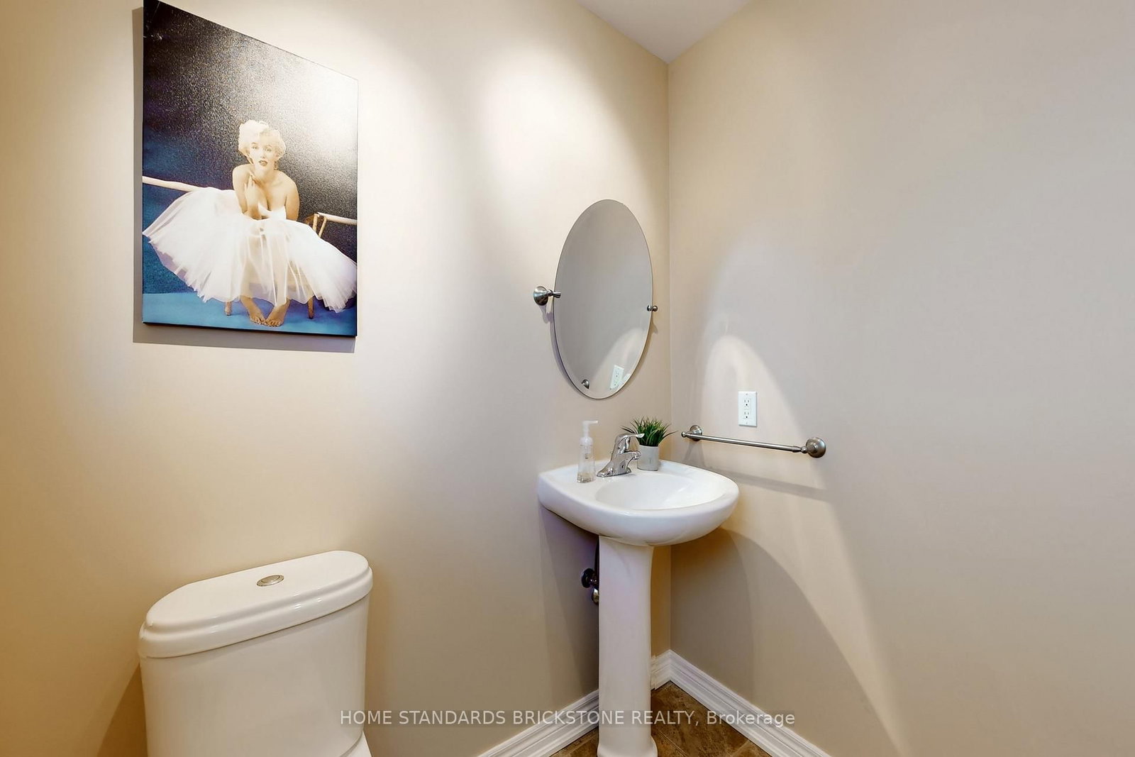 Detached House for sale at 412 Autumn Crescent, Welland, Ontario, L3C 7J9 - West Welland - MLS: X12842738