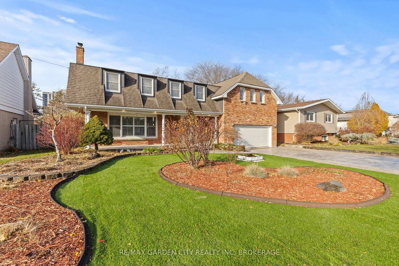 46 Adelene Cres, St. Catharines, L2T 3C8 | Image 2