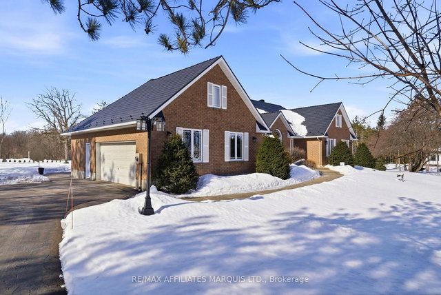 5650 Pinestone Drive