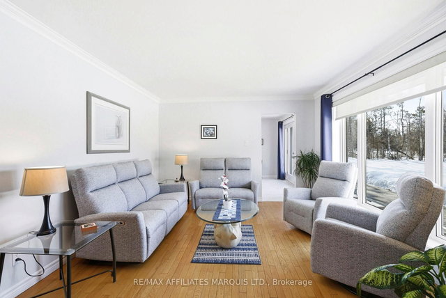 5650 Pinestone Drive