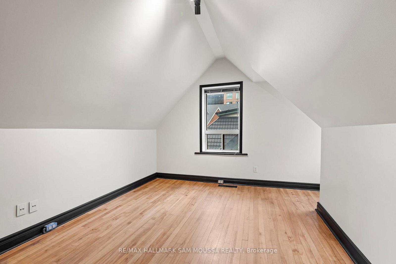 162-164 Metcalfe Street, Unit 3 - Photo 17