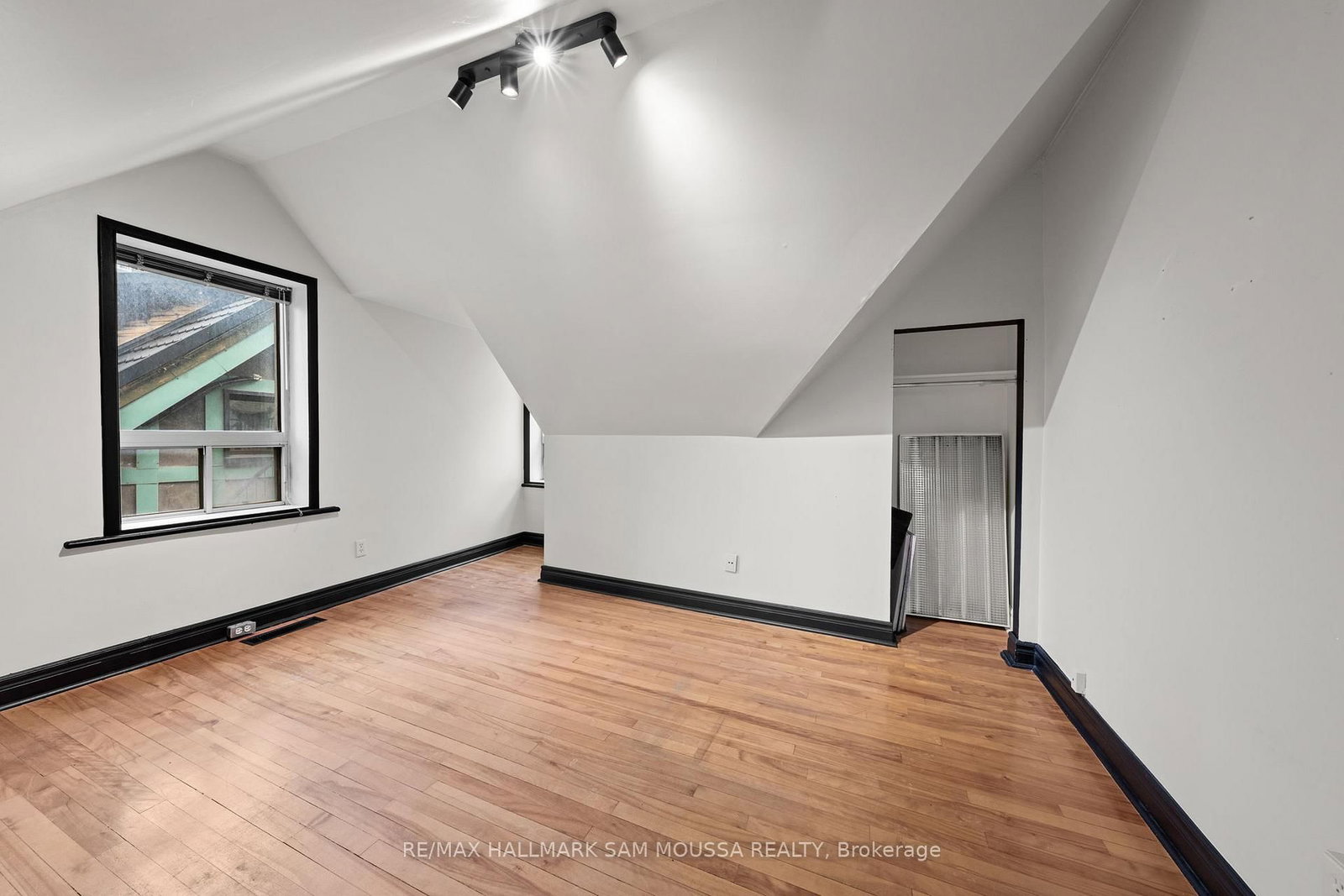 162-164 Metcalfe Street, Unit 3 - Photo 20