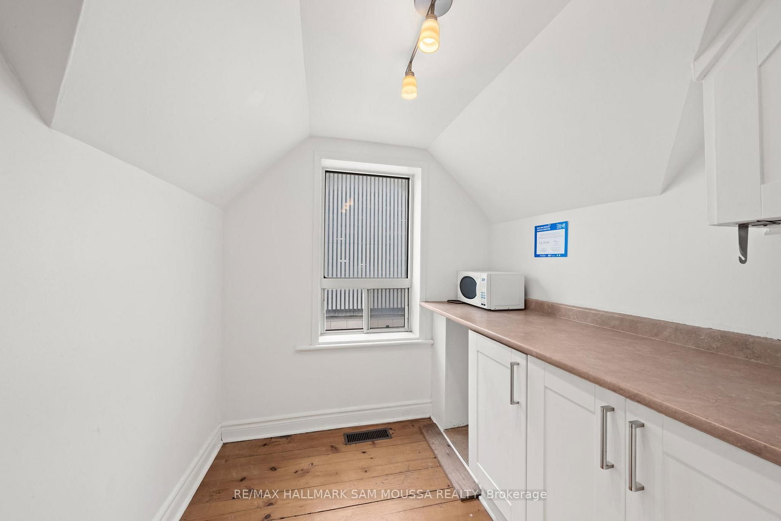 162-164 Metcalfe Street, Unit 3 - Photo 9