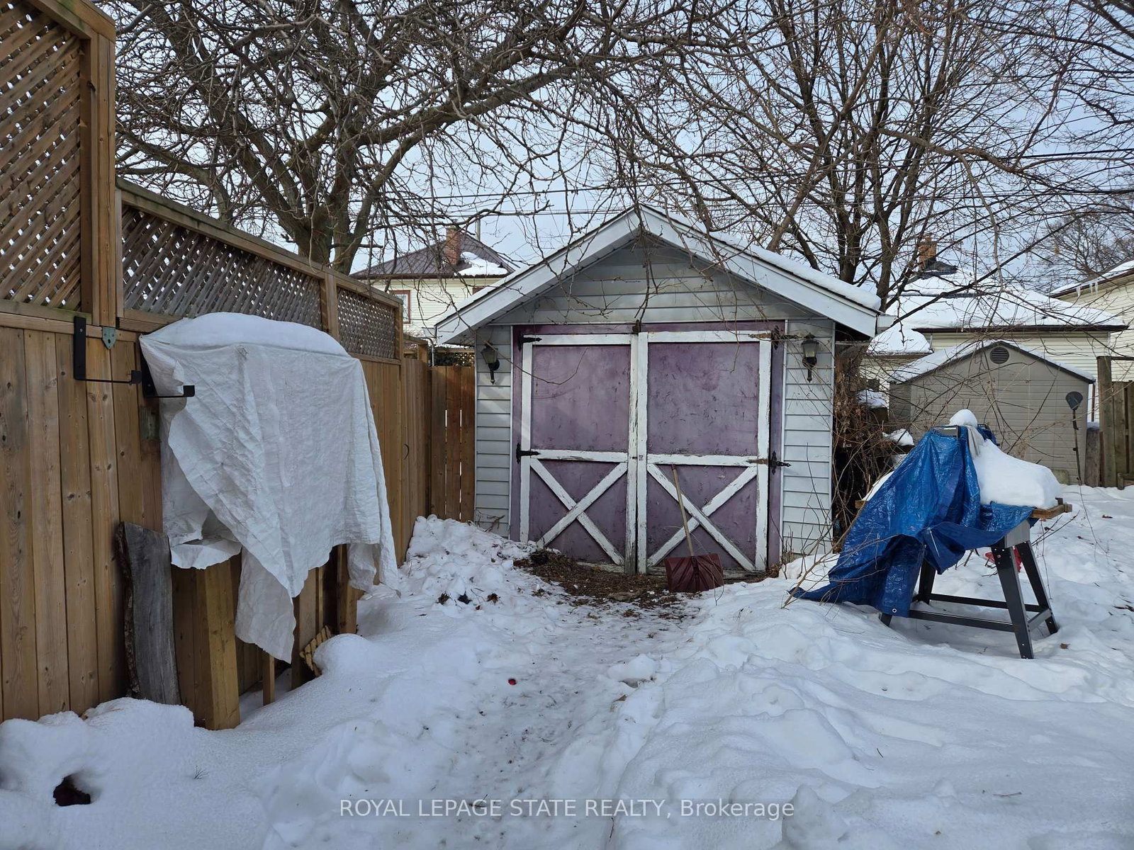 Detached House for sale at 45 Chaplin Avenue, St. Catharines, Ontario, L2R 2E7 - Downtown - MLS: X12843262