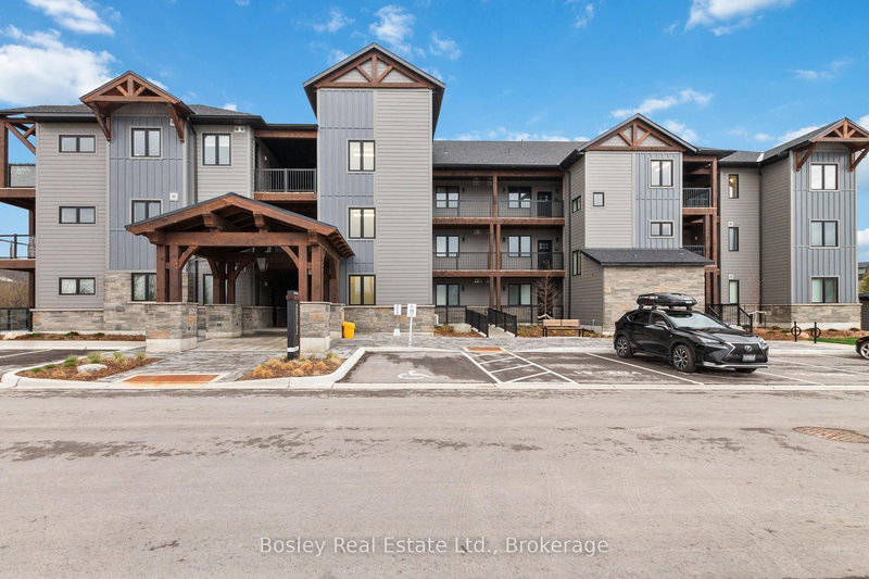 307 - 12 Beausoleil Lane, Blue Mountains, L9Y 2X5 | Image 2