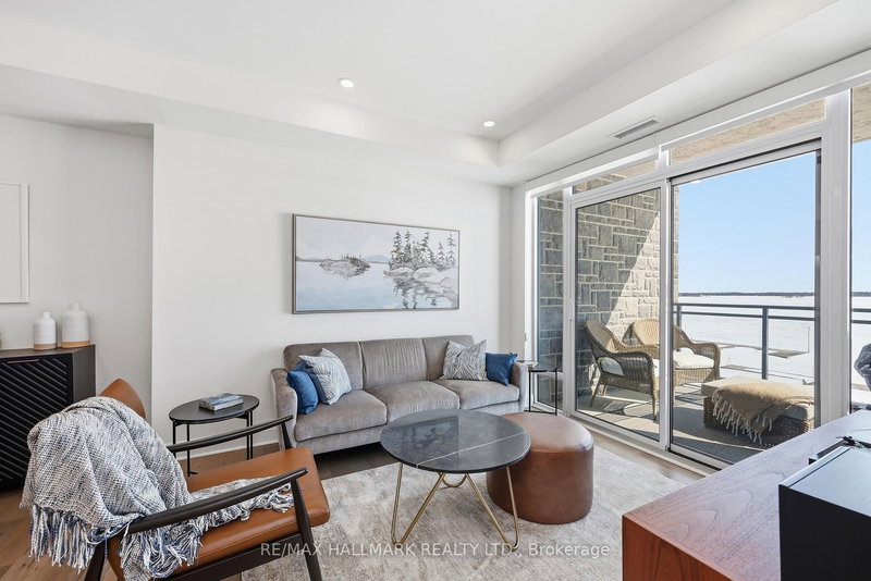 318 - 129b South St, Gananoque, K7G 0B1 | Image 2