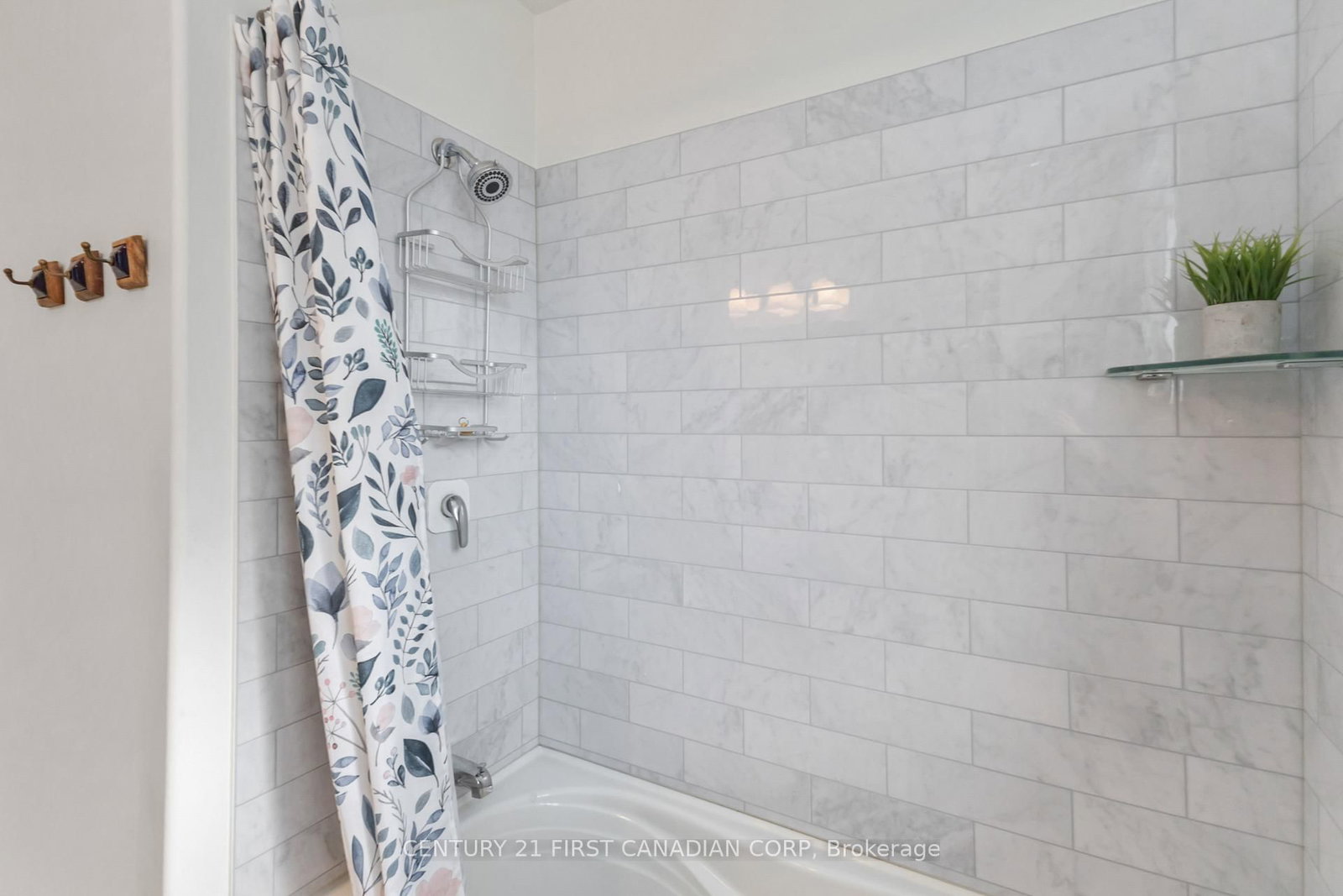 Detached House for sale at 91 Biscay Road, London North, Ontario, N6H 3K8 - North P - MLS: X12843600