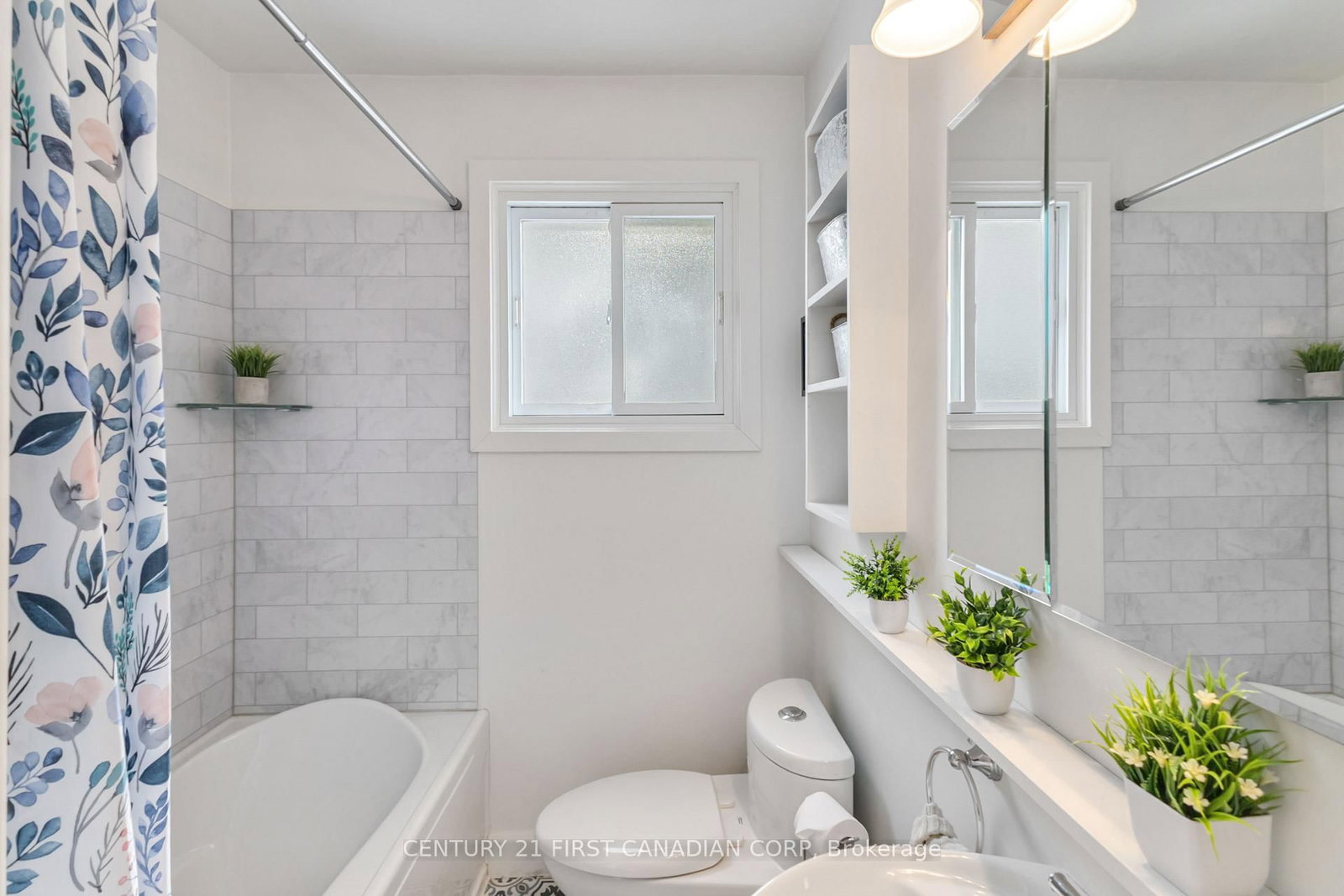 Detached House for sale at 91 Biscay Road, London North, Ontario, N6H 3K8 - North P - MLS: X12843600