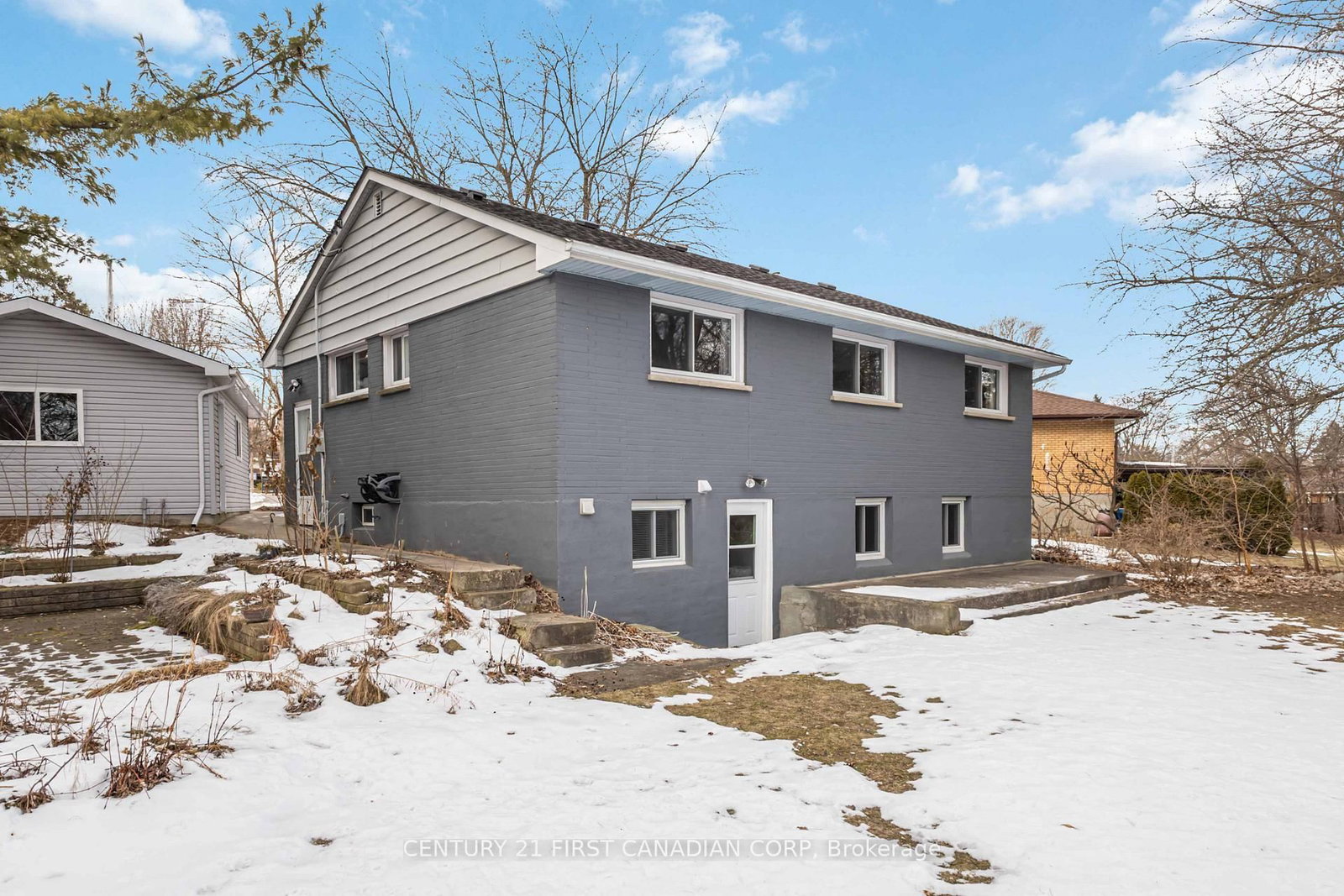 Detached House for sale at 91 Biscay Road, London North, Ontario, N6H 3K8 - North P - MLS: X12843600