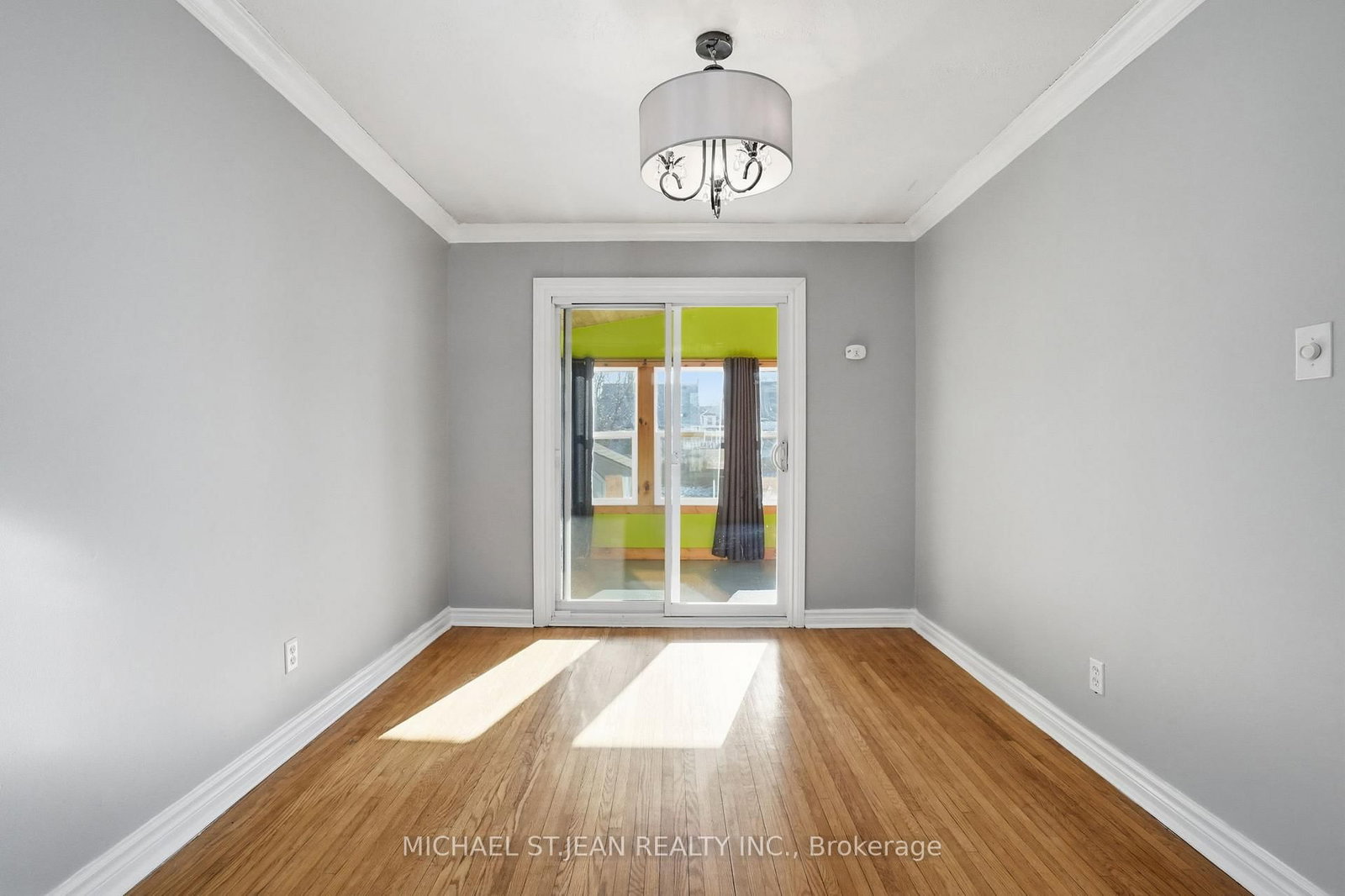 Detached House for sale at 176 Adair Avenue, Hamilton, Ontario, L8H 6A9 - McQuesten - MLS: X12843736