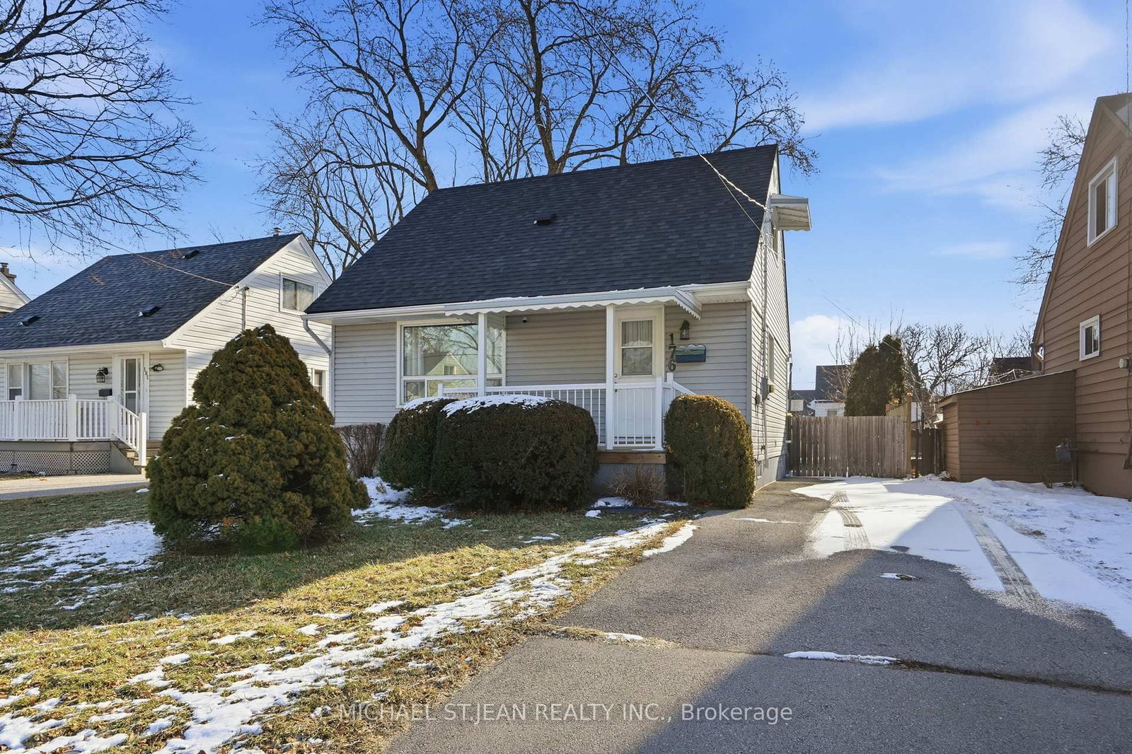 Detached House for sale at 176 Adair Avenue, Hamilton, Ontario, L8H 6A9 - McQuesten - MLS: X12843736