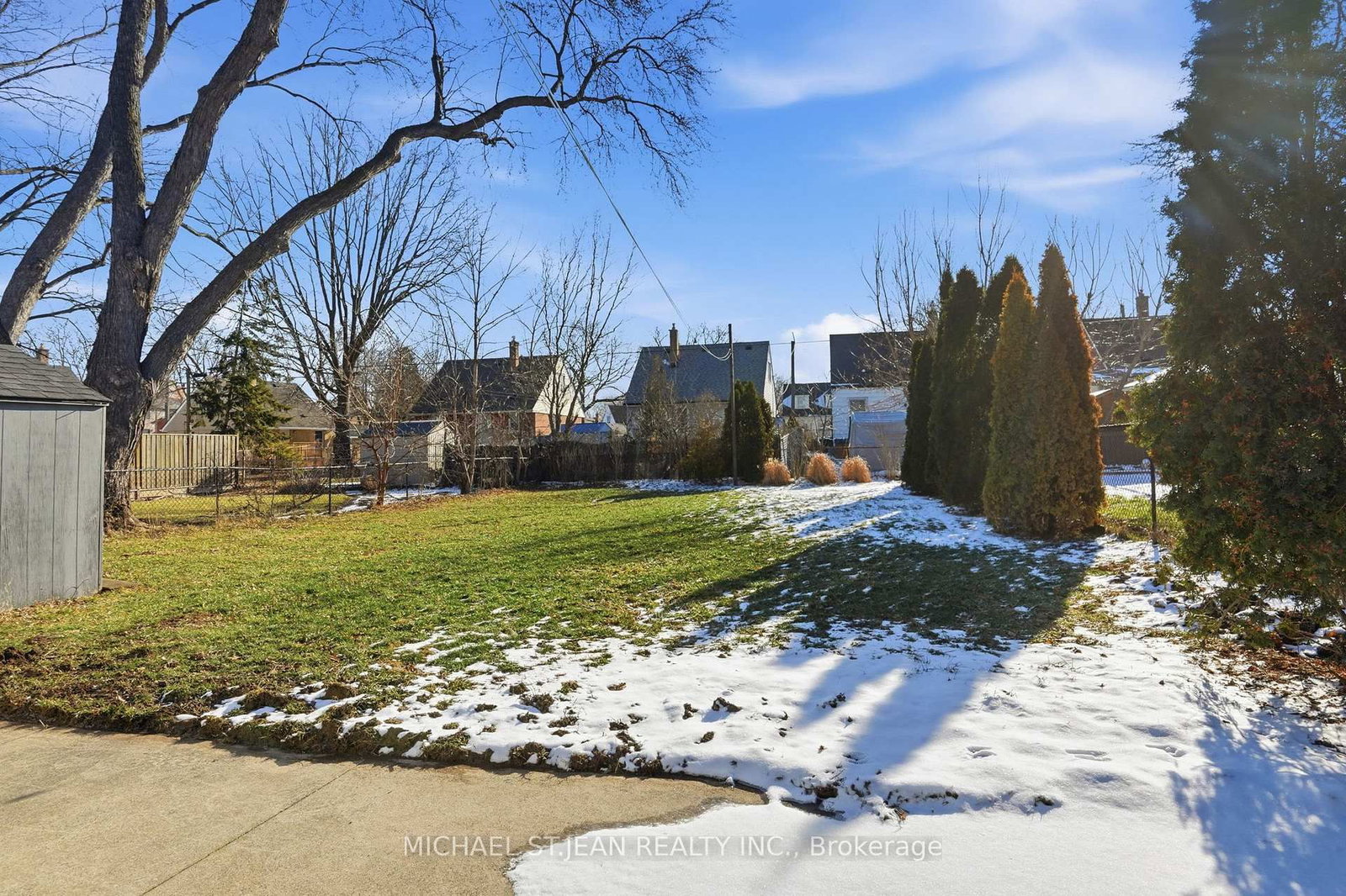 Detached House for sale at 176 Adair Avenue, Hamilton, Ontario, L8H 6A9 - McQuesten - MLS: X12843736