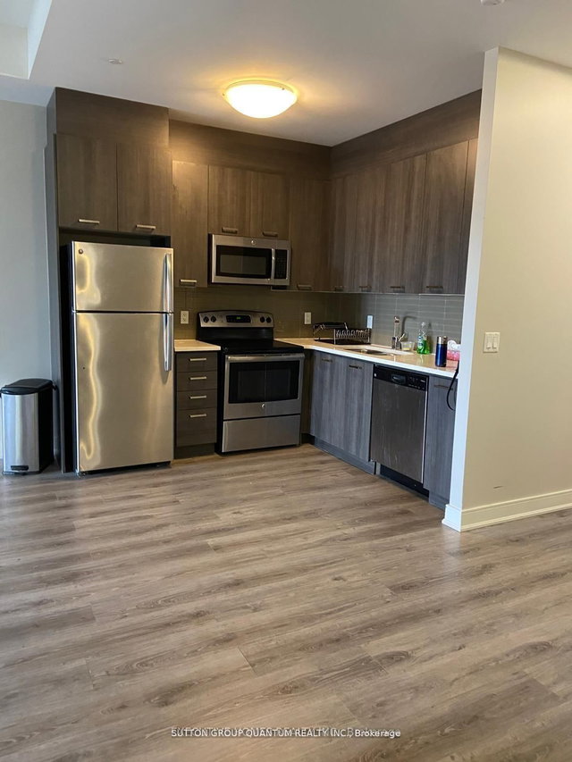 604 - 150 Main Street W