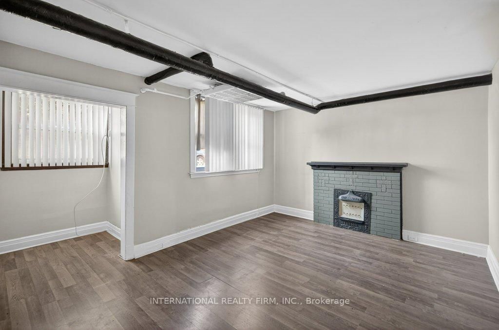 Semi-Detached House for lease at 2-109 Balsam Avenue, Hamilton, Ontario, L8M 3B2 - Stipley - MLS: X12843882