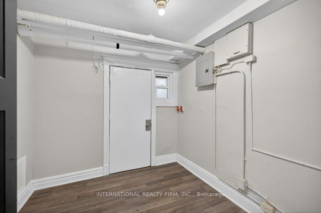 Semi-Detached House for lease at 2-109 Balsam Avenue, Hamilton, Ontario, L8M 3B2 - Stipley - MLS: X12843882