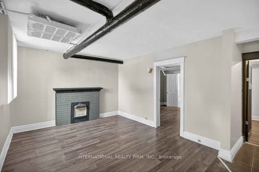 Semi-Detached House for lease at 2-109 Balsam Avenue, Hamilton, Ontario, L8M 3B2 - Stipley - MLS: X12843882