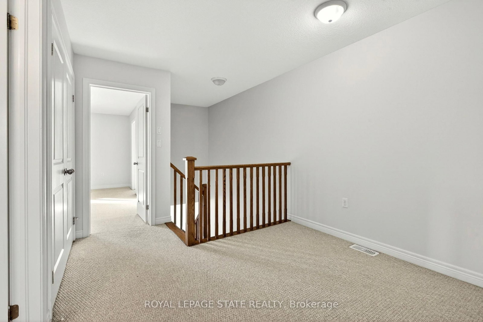 Townhouse for lease at 34-90 Raymond Road, Hamilton, Ontario, L9K 0G6 - Meadowlands - MLS: X12844324