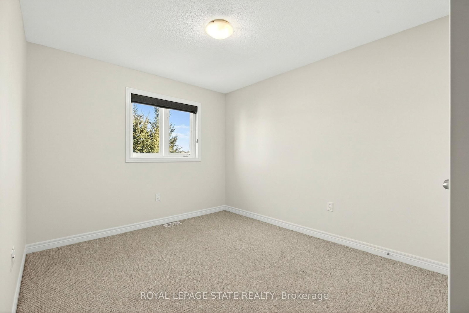 Townhouse for lease at 34-90 Raymond Road, Hamilton, Ontario, L9K 0G6 - Meadowlands - MLS: X12844324