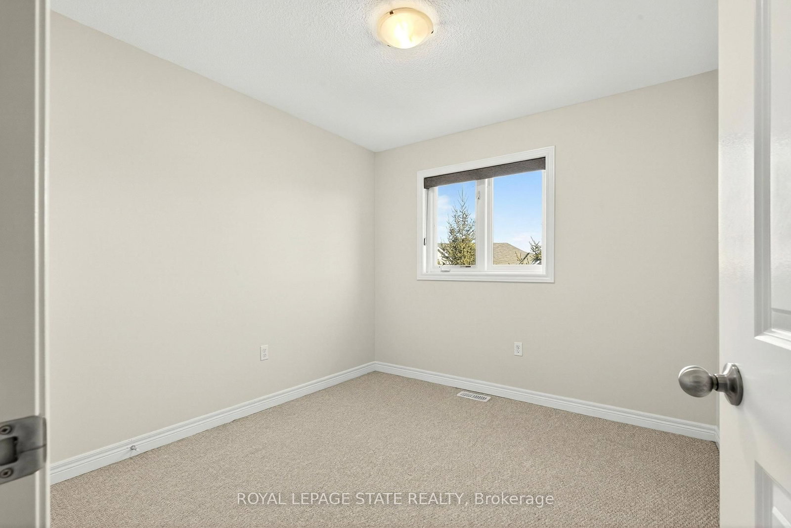 Townhouse for lease at 34-90 Raymond Road, Hamilton, Ontario, L9K 0G6 - Meadowlands - MLS: X12844324