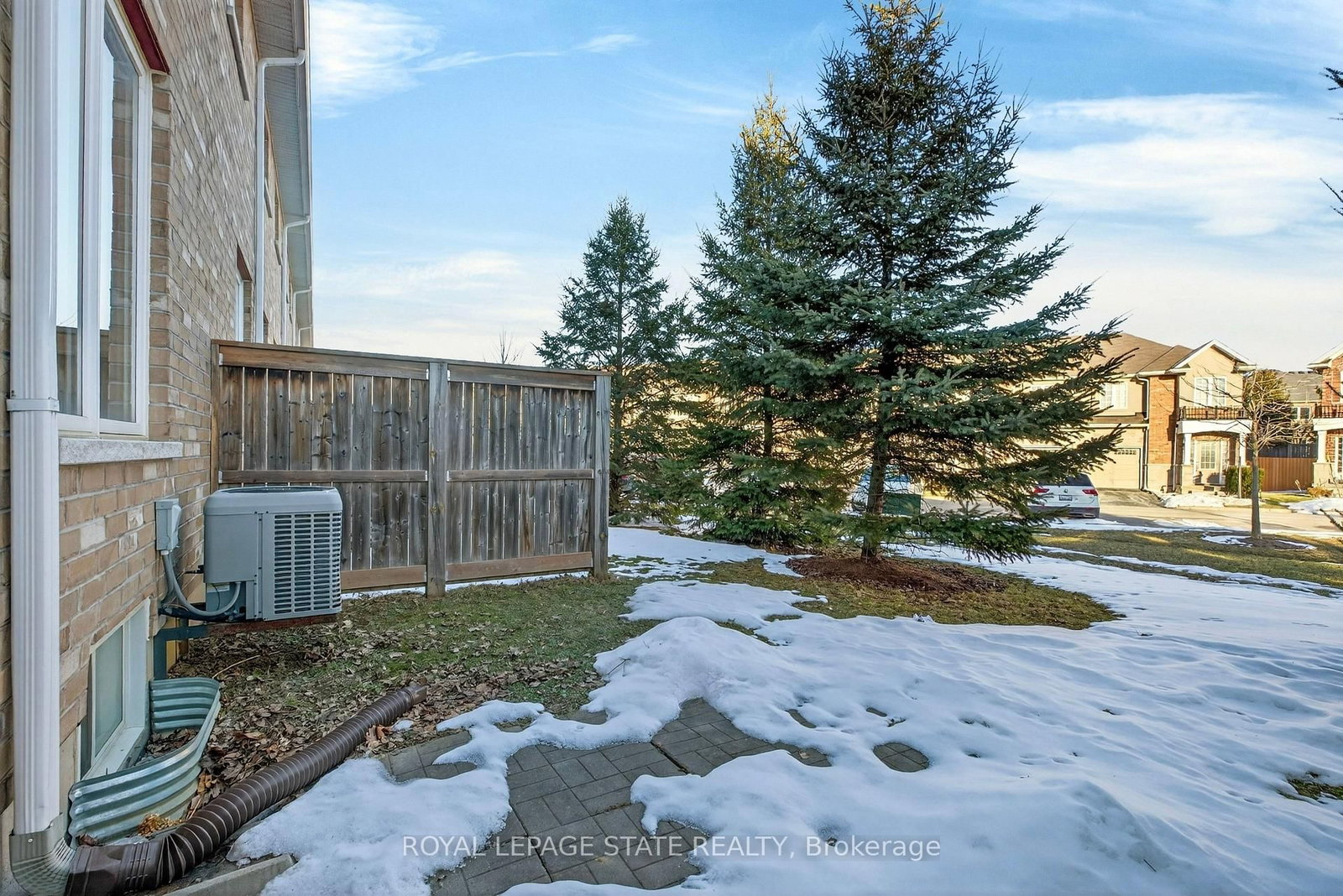 Townhouse for lease at 34-90 Raymond Road, Hamilton, Ontario, L9K 0G6 - Meadowlands - MLS: X12844324