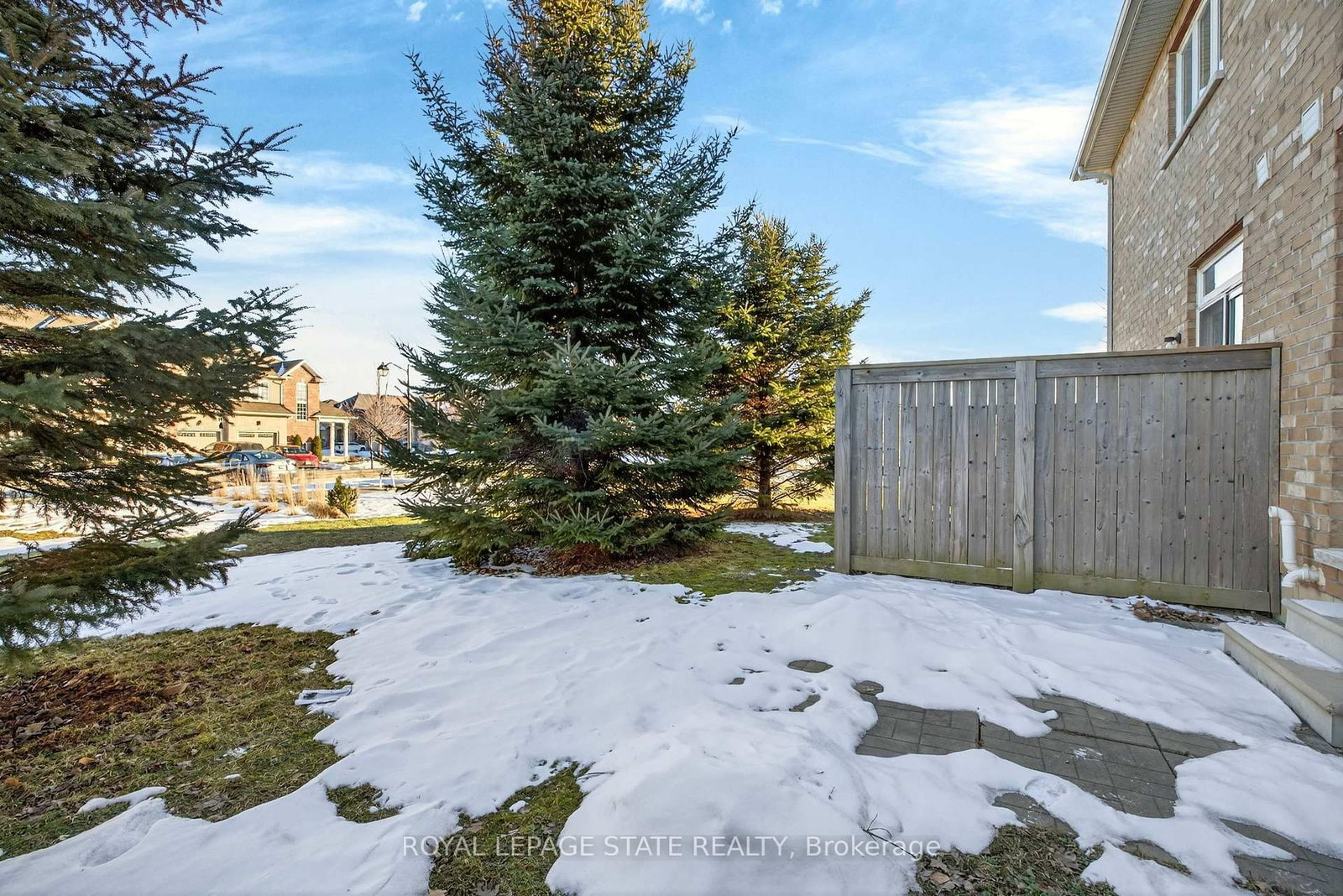 Townhouse for lease at 34-90 Raymond Road, Hamilton, Ontario, L9K 0G6 - Meadowlands - MLS: X12844324