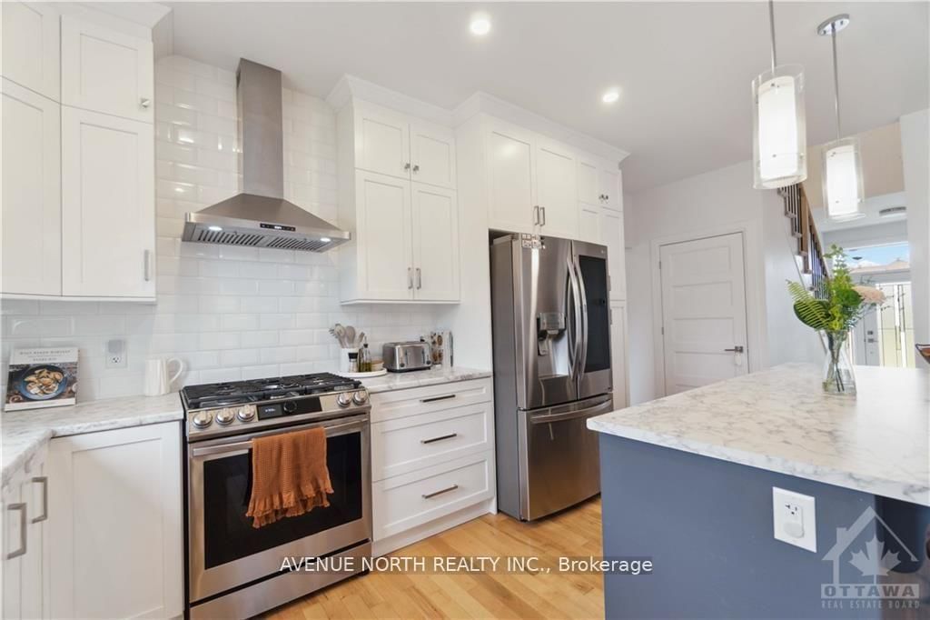 Detached House for sale at 580 STRASBOURG Street, Russell, Ontario, K0A 1W0 - Embrun - MLS: X12844468