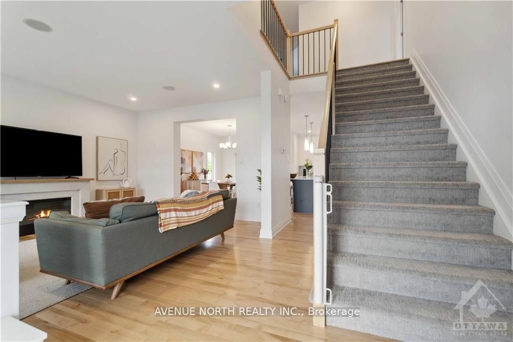 Detached House for sale at 580 STRASBOURG Street, Russell, Ontario, K0A 1W0 - Embrun - MLS: X12844468