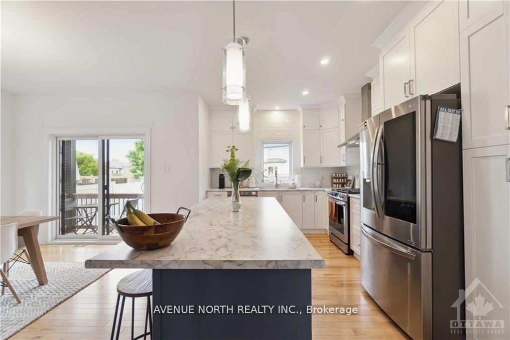 Detached House for sale at 580 STRASBOURG Street, Russell, Ontario, K0A 1W0 - Embrun - MLS: X12844468