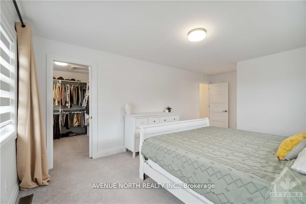 Detached House for sale at 580 STRASBOURG Street, Russell, Ontario, K0A 1W0 - Embrun - MLS: X12844468