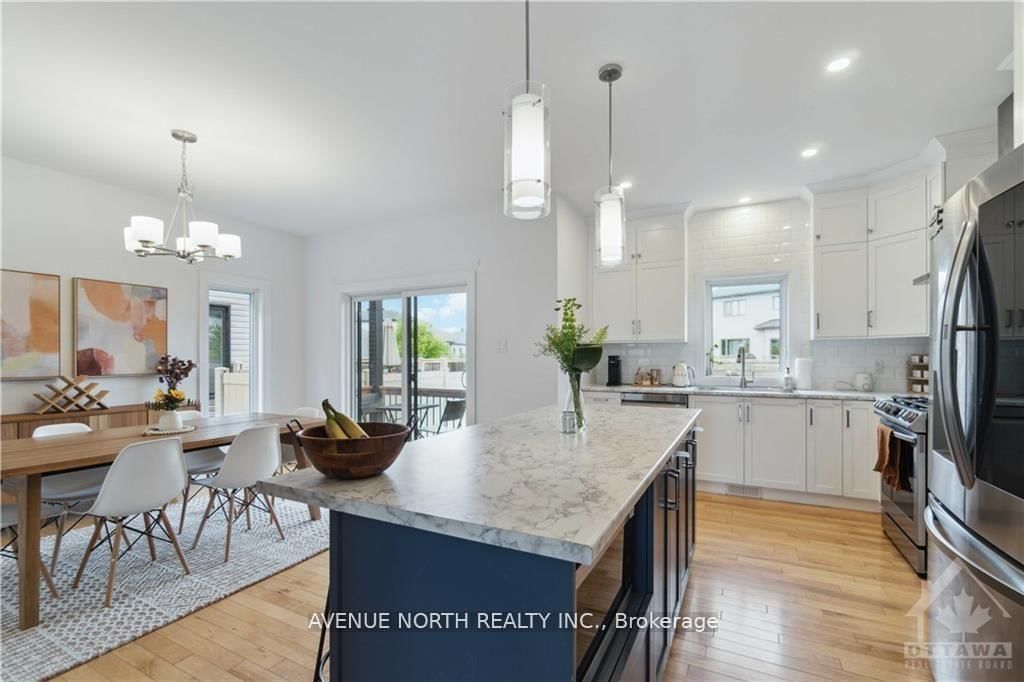 Detached House for sale at 580 STRASBOURG Street, Russell, Ontario, K0A 1W0 - Embrun - MLS: X12844468