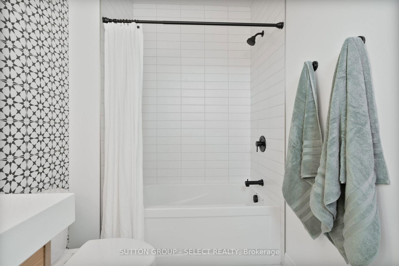 588 Creekview Chase - Photo 34