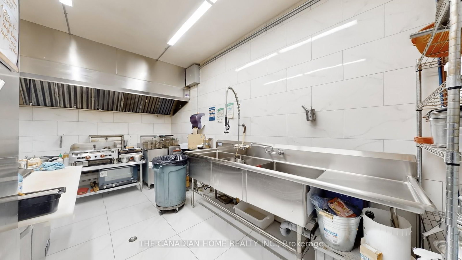 85 John Street S, Unit C - Photo 17